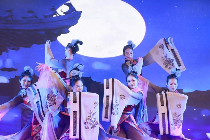 音乐传播专业学子亮相2019中国(广州)演出经纪人大会，深化产学融合新篇章